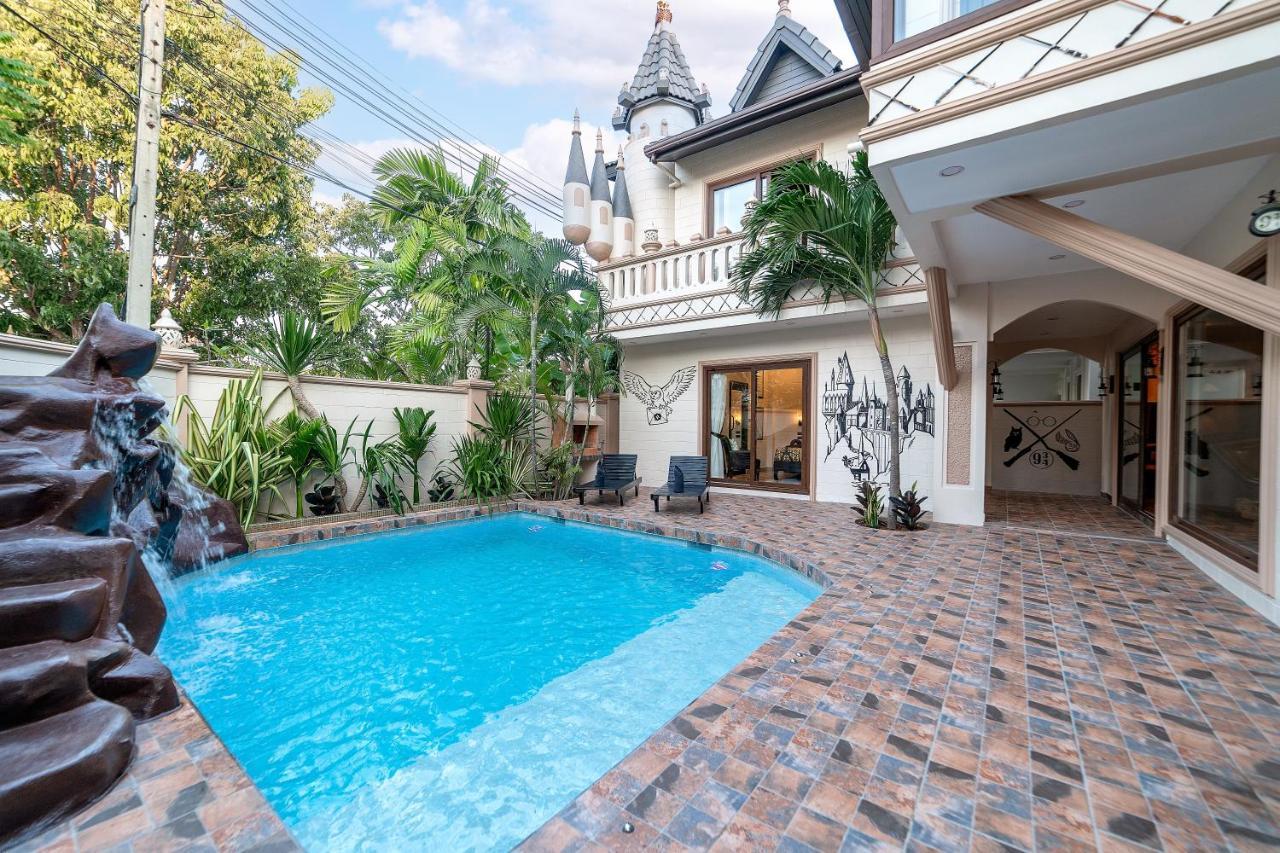 Potterland Luxury Pool Villa Pattaya Walking Street 6 Bedrooms 外观 照片